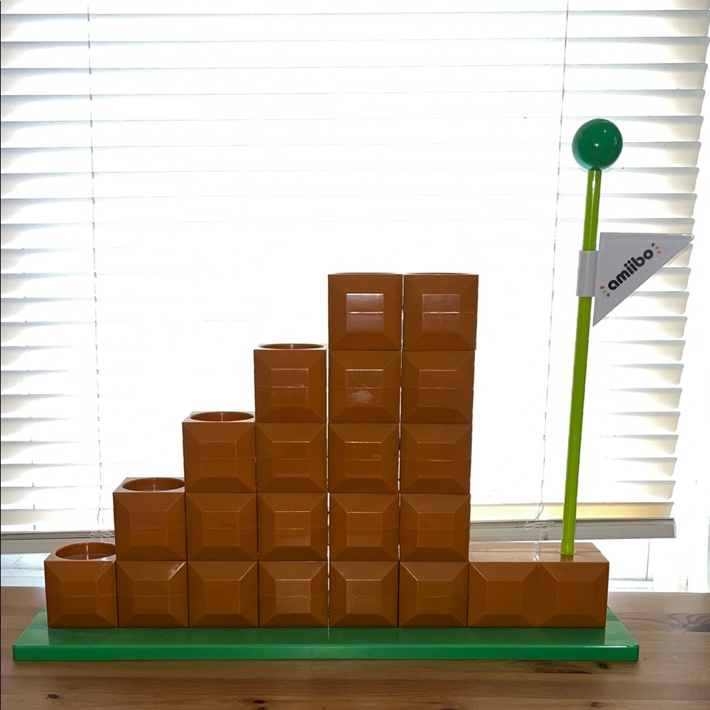 Amiibo Super Mario End Level Display